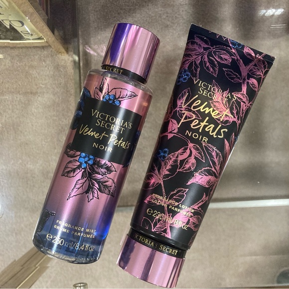 Victoria's Secret Bath & Body Velvet Petals Noir Victorias Secret